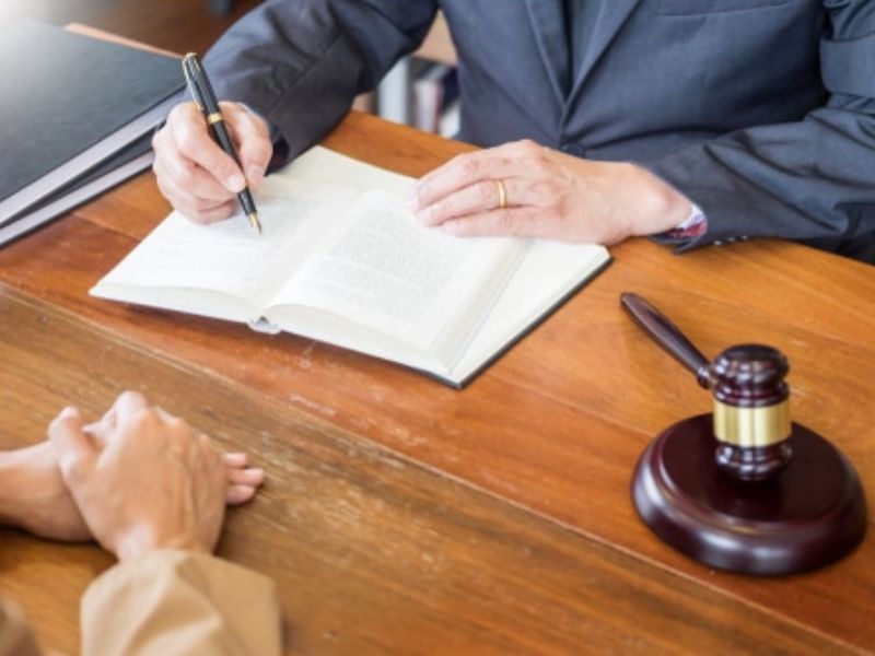 Los Angeles Battery Attorney